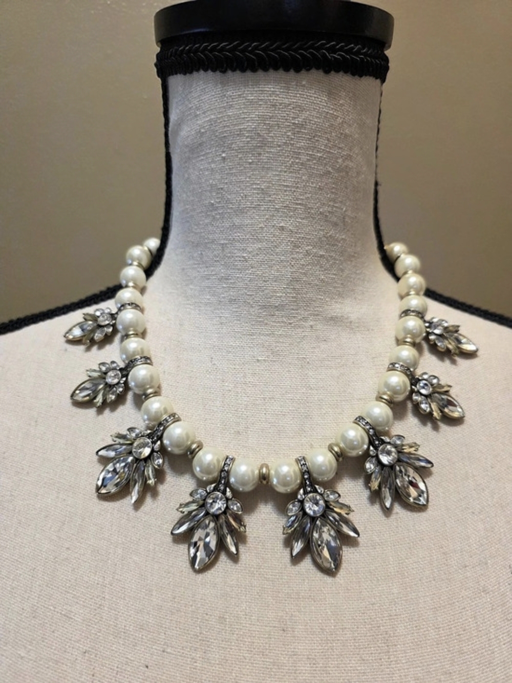 Banana Republic Pearl Crystal Statement Necklace